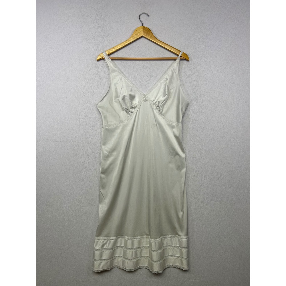 Vintage Coquette Sears Womens 38 Ivory Lace Trim Antron III Nylon Full Slip